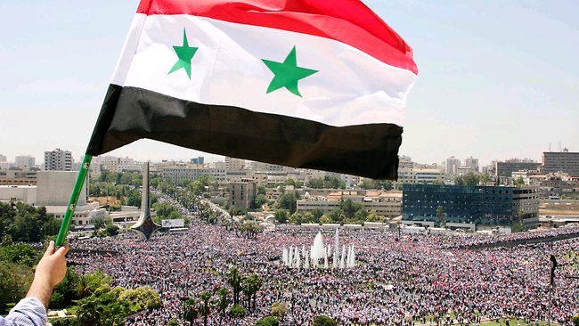 616228-syria-protest-flag